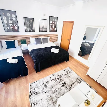 Luxury Flats, Ideal For Tourists Apartment *